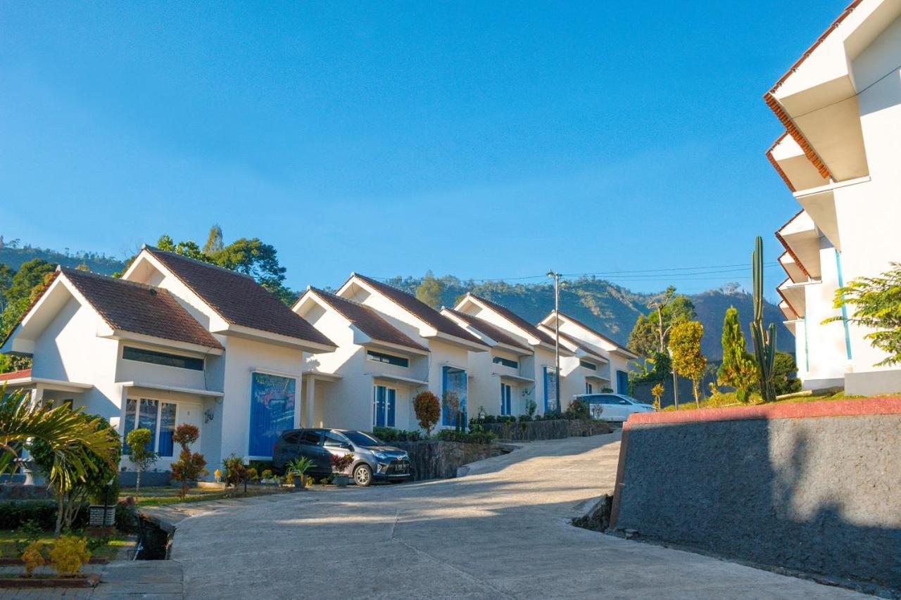 Villa Rumah Bromo Exterior photo